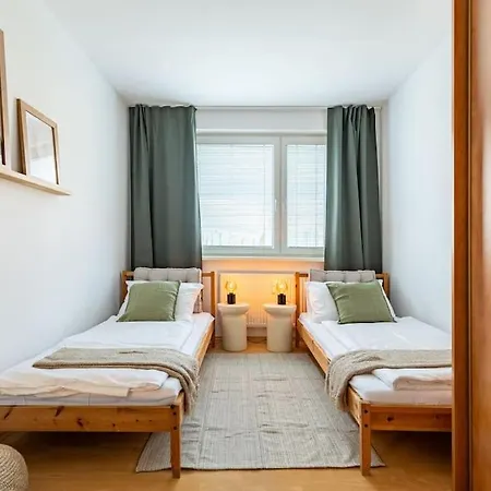 Duna Retreat: Serenity